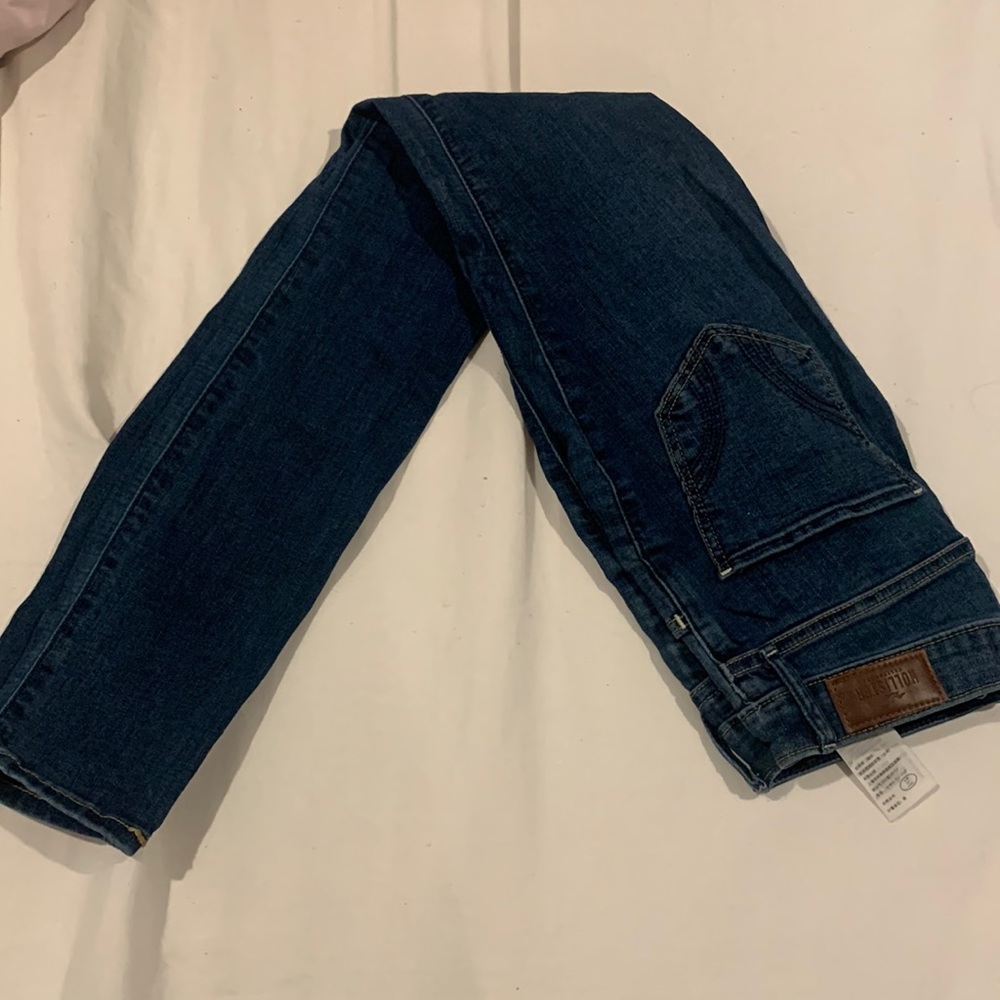 Hollister- skinny jeans